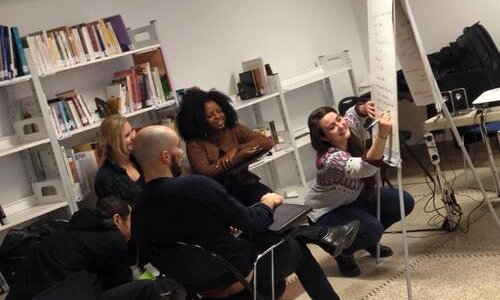 Posture professionnelle des travailleurs sociaux face aux radicalismes religieux et/ou violents
